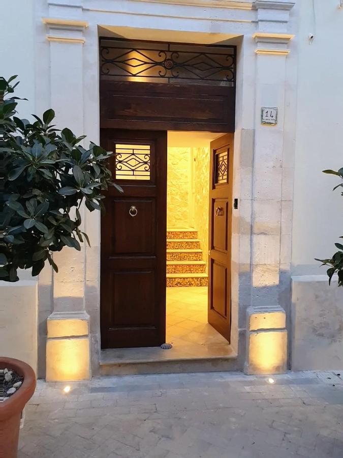 Palazzo Giufa Apartment Syracuse Exterior photo